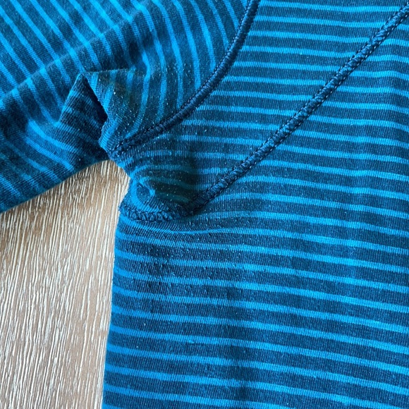 Lululemon Long Sleeve Shirt Size 8 - Picture 10 of 11